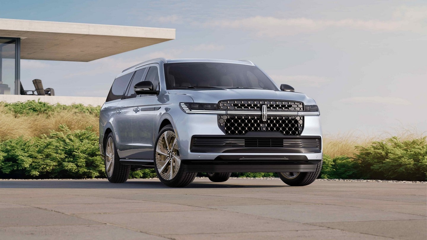 Une image d’un VUS Lincoln Black Label Navigator® 2025 avec points d’accès cliquables avec plus d’information sur les fonctions