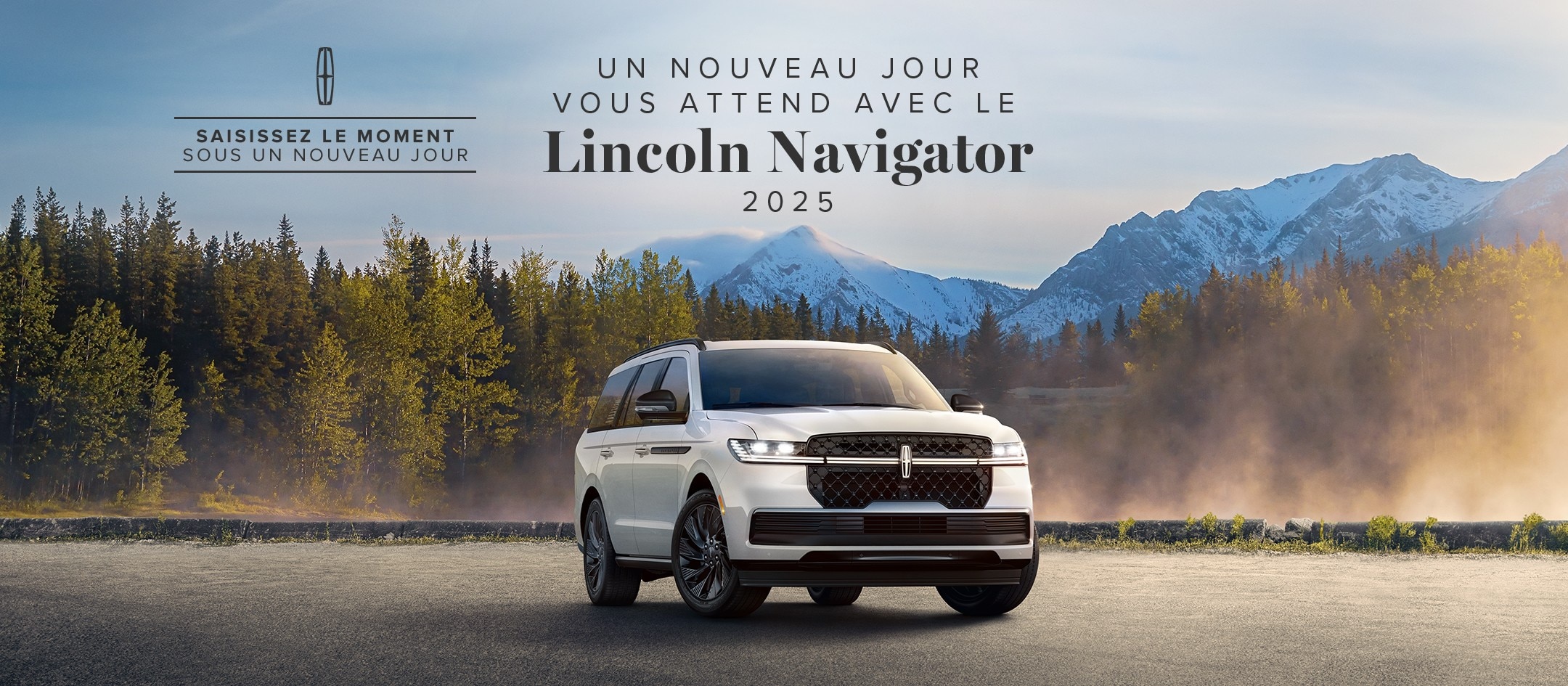Saisissez le moment sous un nouveau. Un nouveau jour vous attend avec le Lincoln Navigator 2025.