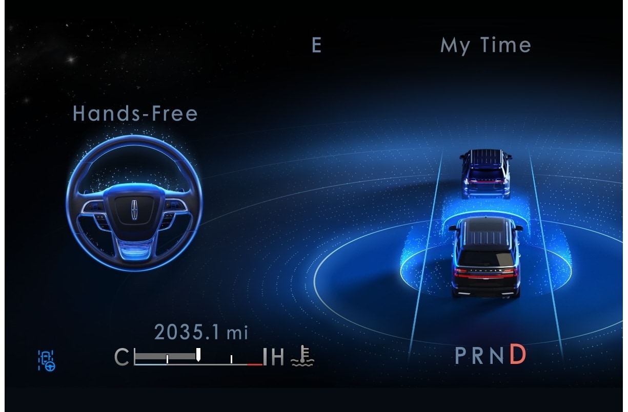 L’écran central du véhicule montre que Lincoln BlueCruise est activé.