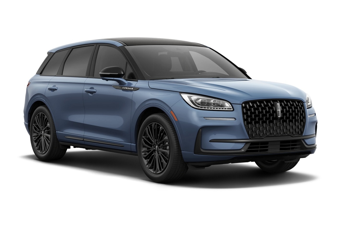 Vue de profil d'un modèle Lincoln Corsair® Ultra 2025 avec l'ensemble décor Jet en option