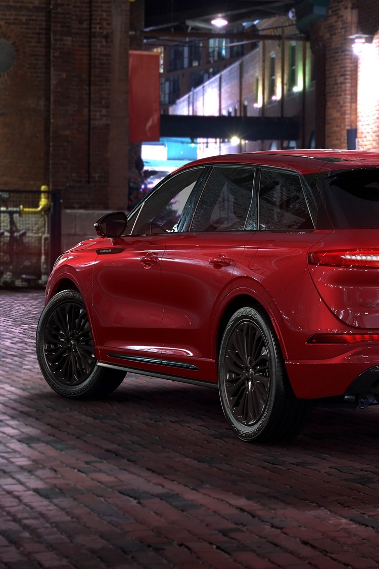 Un VUS modèle Lincoln Corsair Première 2026 est présenté avec l’ensemble décor Jet en option