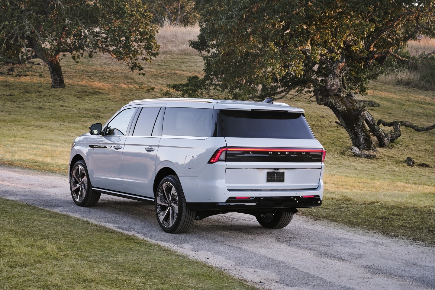 VUS Lincoln Black Label Navigator® 2025 avec plateforme à empattement long