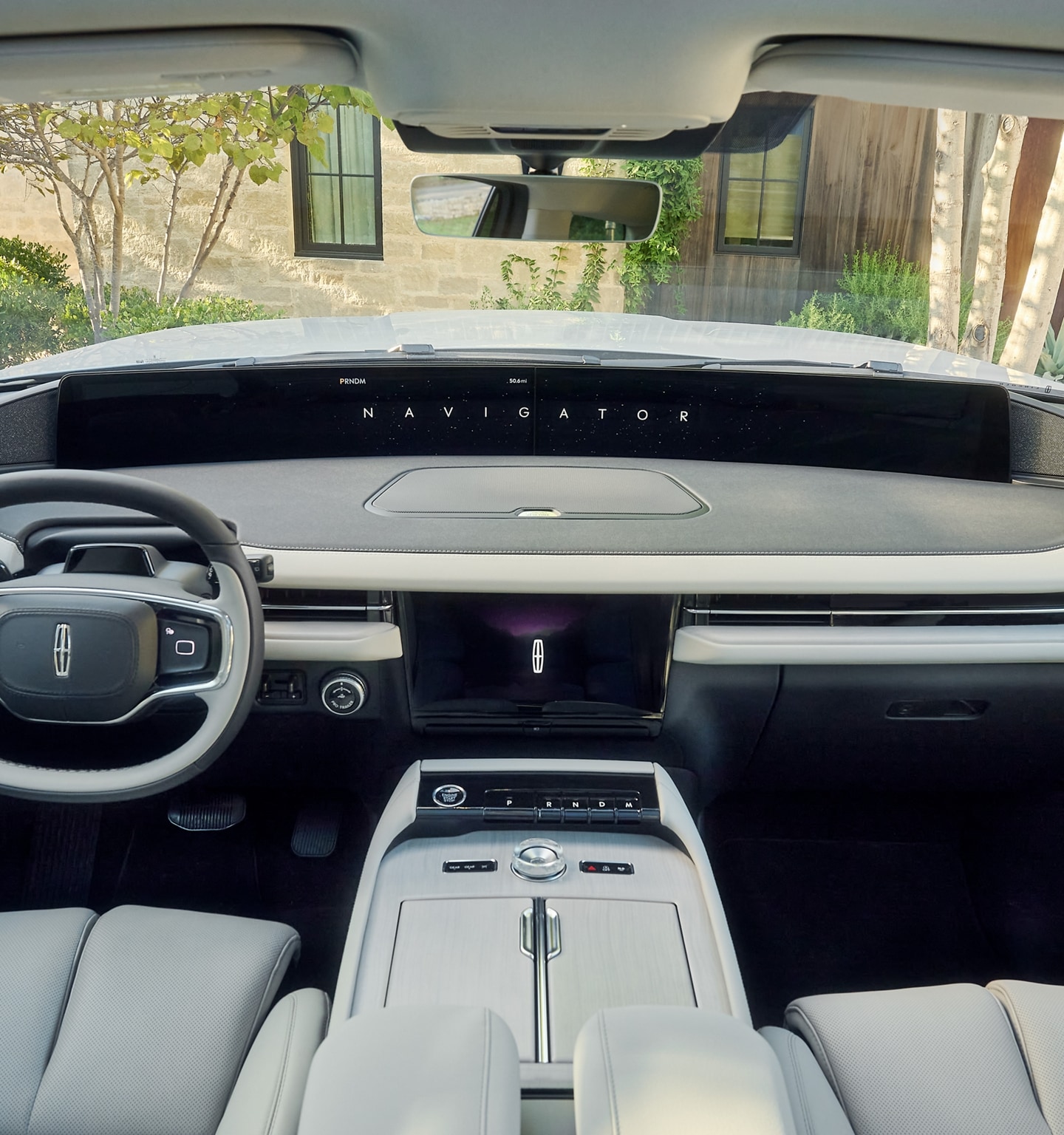 Vue de la deuxième rangée de l’affichage panoramique du Lincoln Navigator 2025