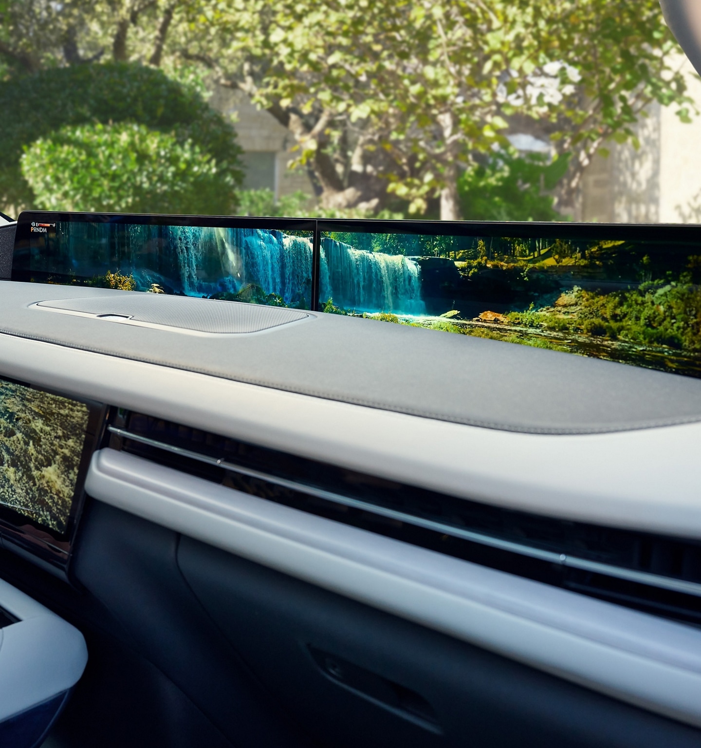 Lincoln Rejuvenate illustré sur l’affichage panoramique du Lincoln Navigator 2025