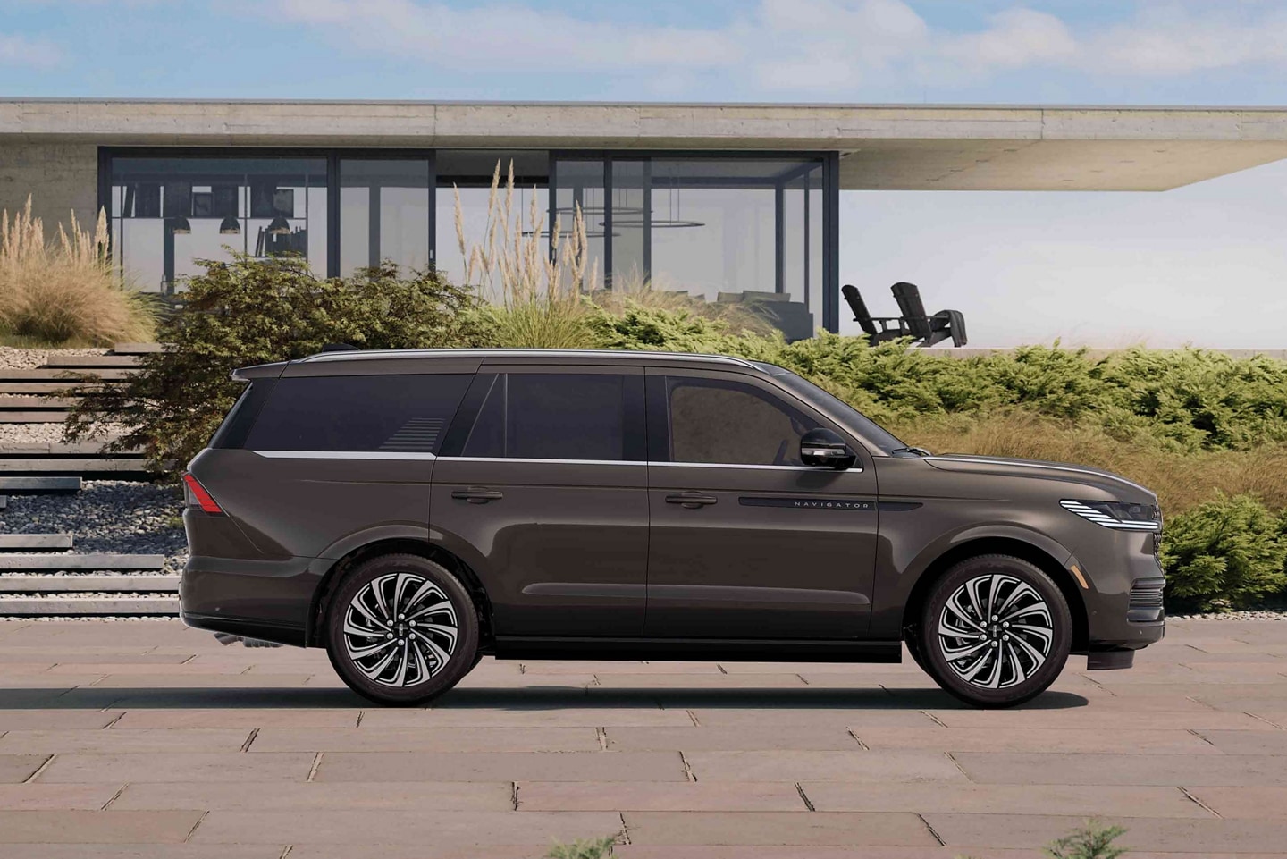 Modèle Lincoln Back Label de série avec jantes 22 po noir ébène brillant avec finition usinée brillante