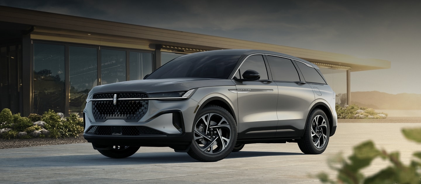 Une image d’un Lincoln Nautilus 2026 avec points d’accès cliquables avec plus d’information sur les fonctions